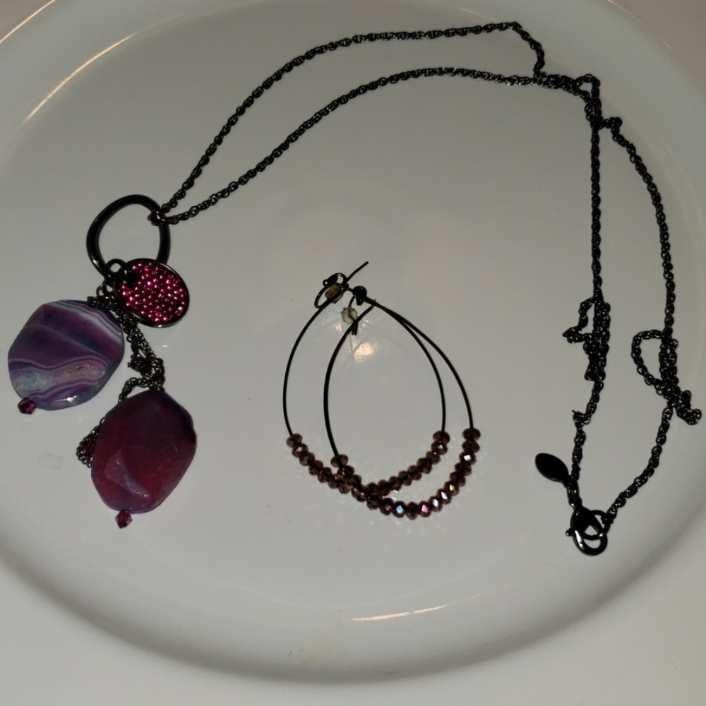 Express Jewelry Set: Long Necklace & Earrings